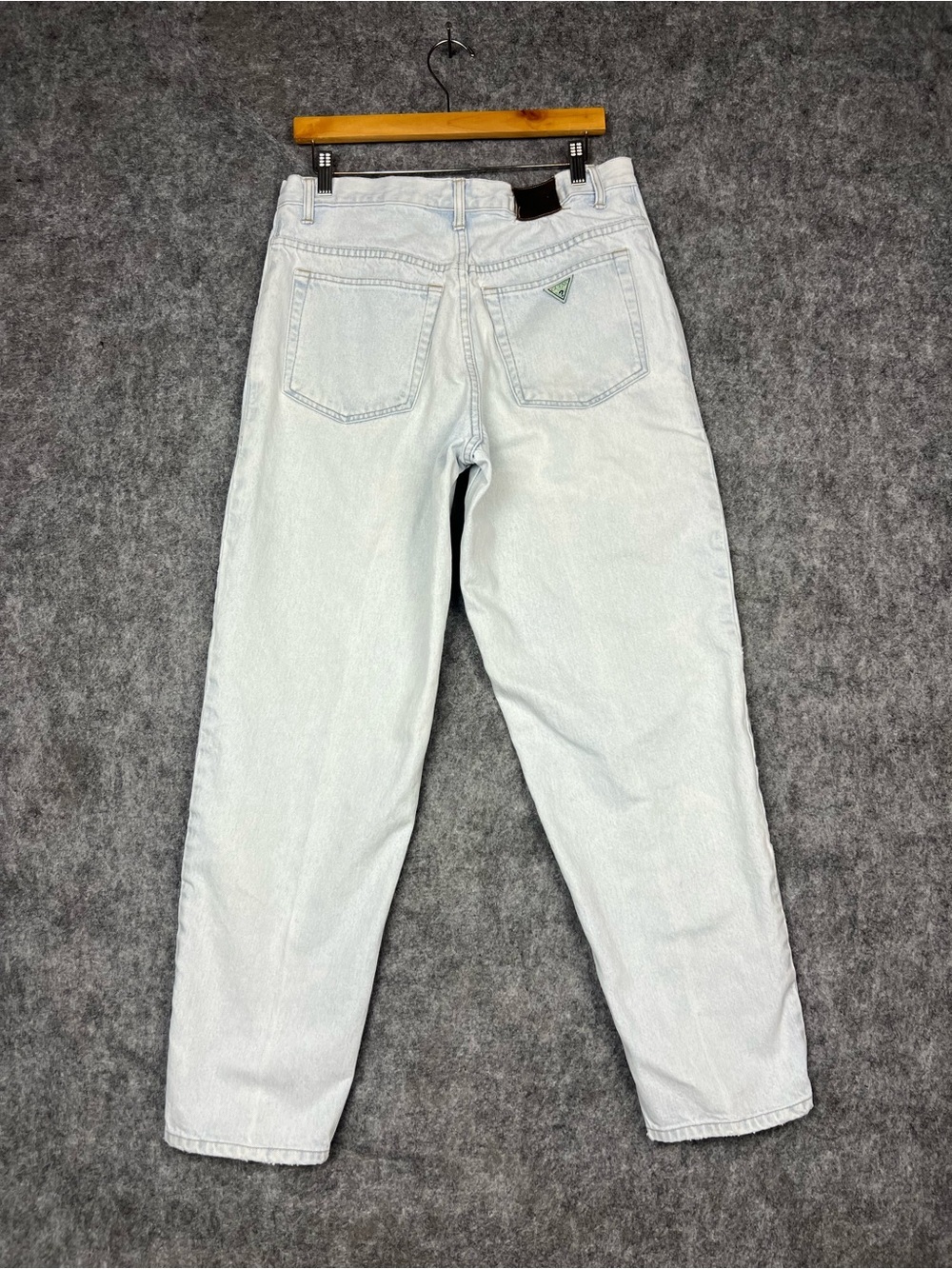 Vintage GUESS Jeans Size 32X30 Light Blue